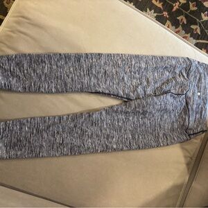 Crazy Yoga Grey and black leggings #leggings #activewear